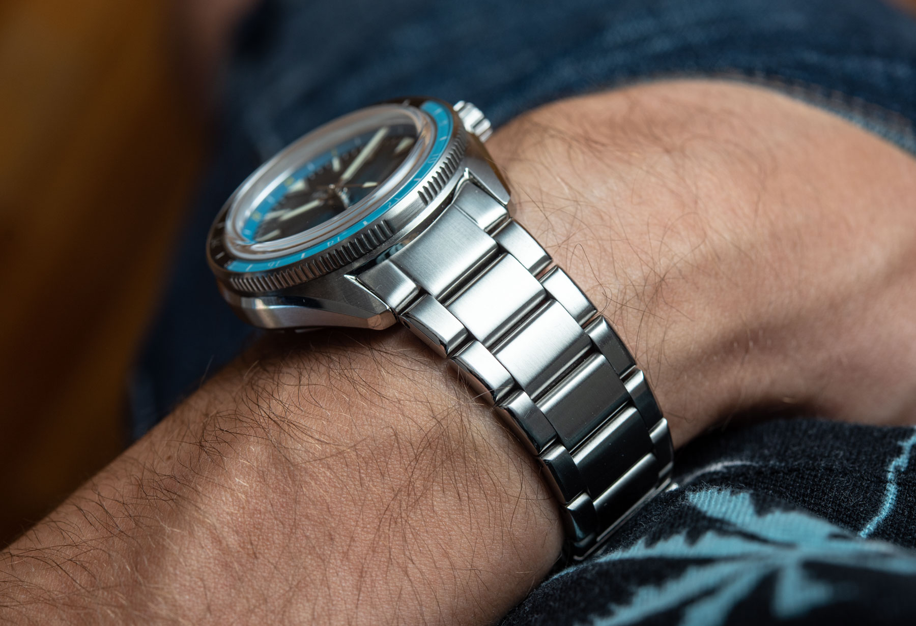 Watch Review: Zelos Horizons V2 GMT 200m Teal Wrist Time Reviews 