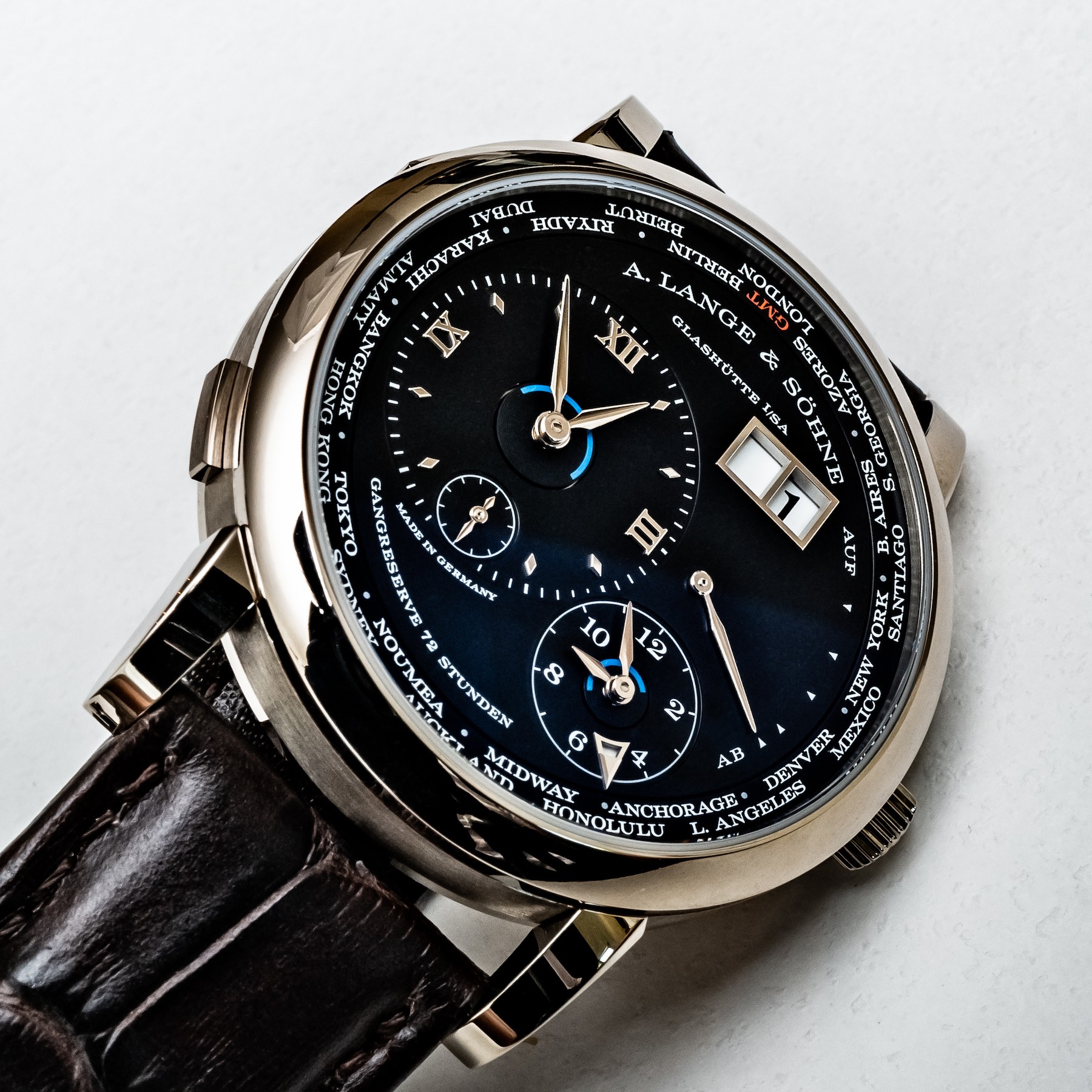 In-Depth Hands-On: A. Lange & Söhne Lange 1 Time Zone Caliber L141.1 Hands-On 