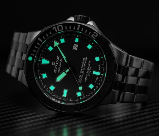 Edox Delfin Diver Date Automatic Watch Watch Releases 