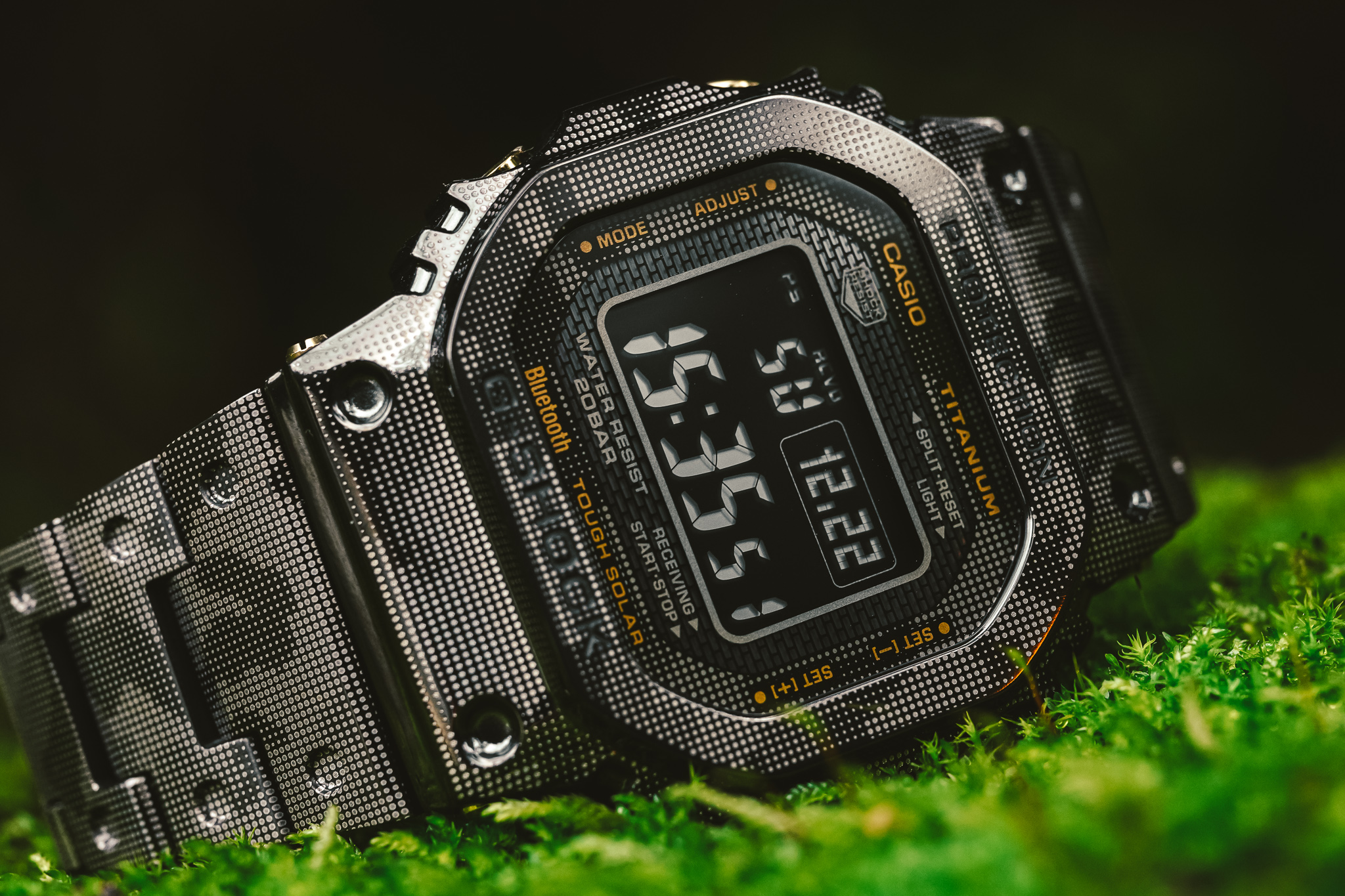 How Not to be Seen: A Primer on Camouflage with the Casio G-Shock GMW-B5000CM Hands-On 