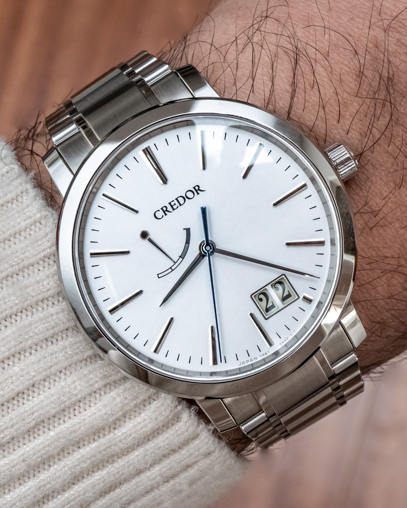 Hands-On: Seiko Credor GCLP995 'Big Date' Manual-Wind Spring-Drive Watch Hands-On 