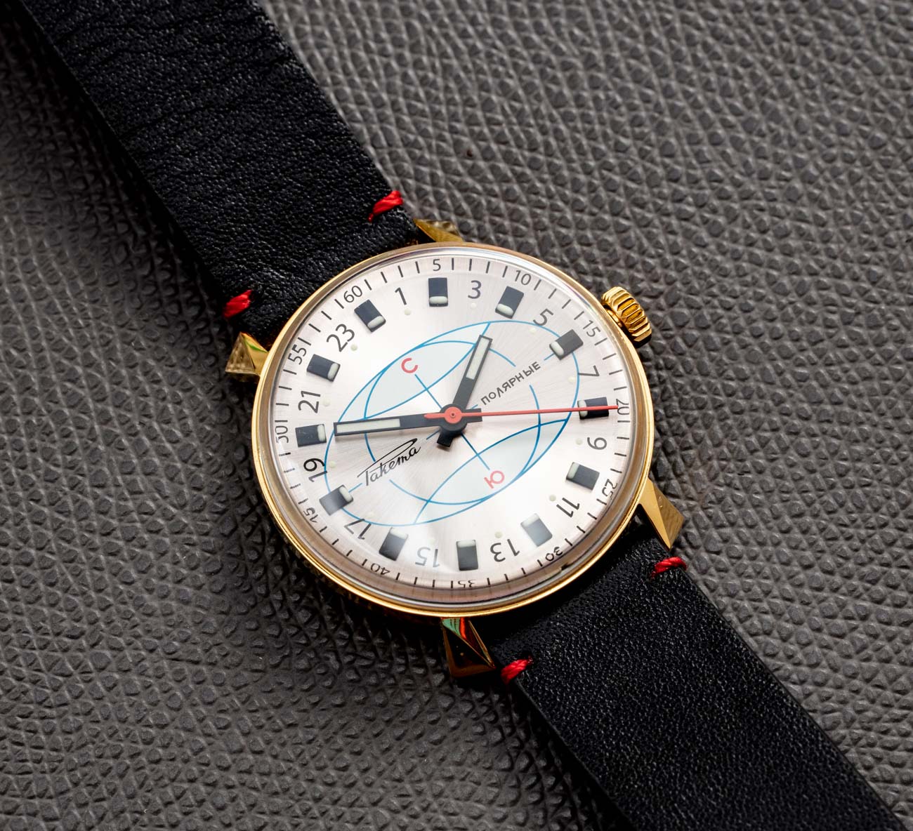 Raketa 'Polar' 0270 Review: A Soviet Re-Issue Watch For Chilly Adventures Wrist Time Reviews 