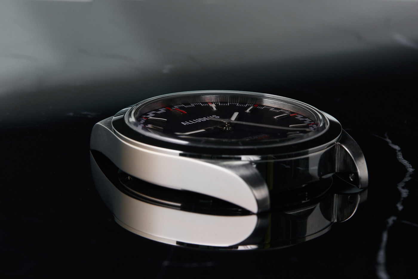 Alludens Blends Dressy Style With A Racing Spirit With New Marque Racing Watch Watch Releases 