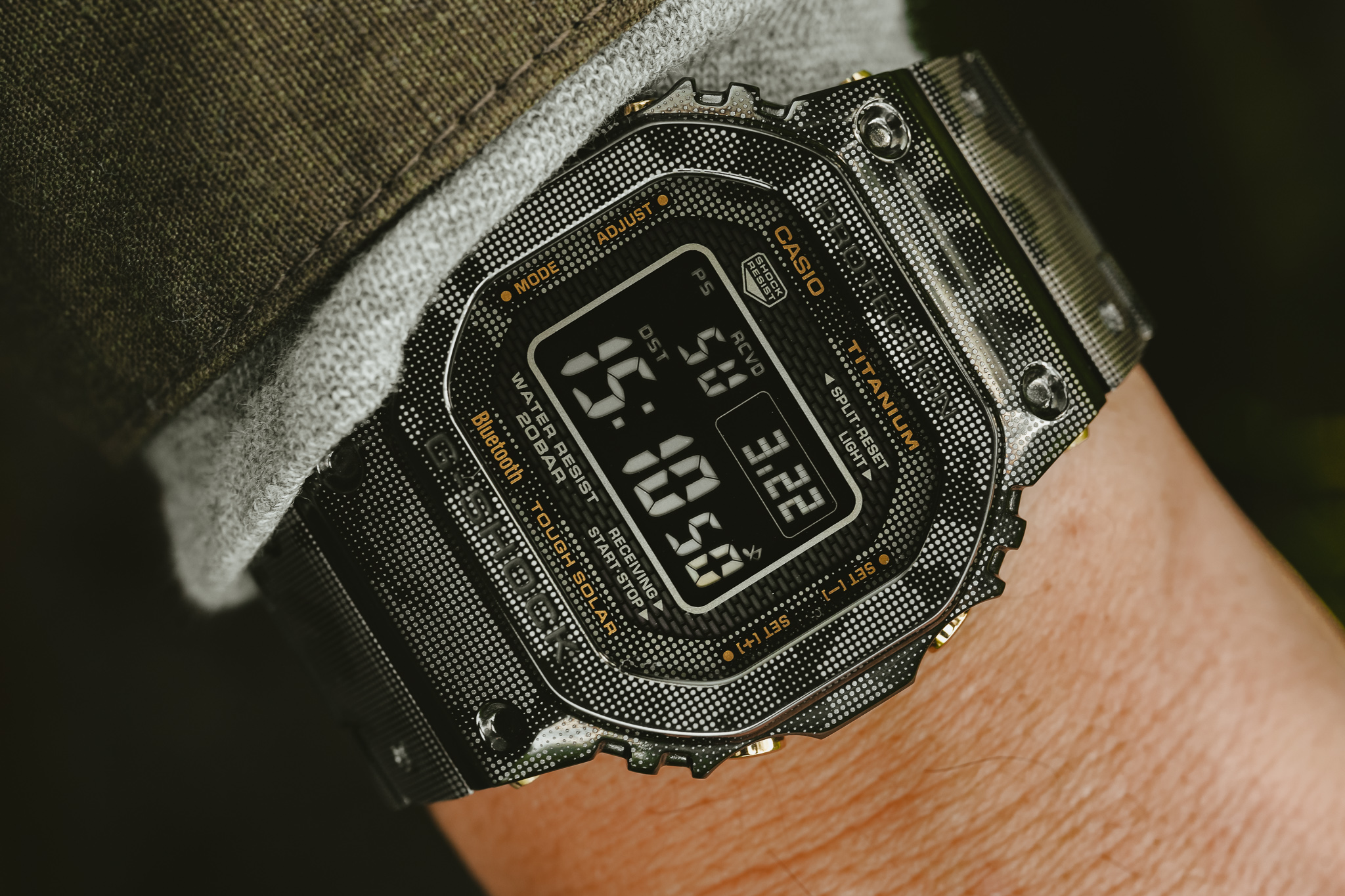 How Not to be Seen: A Primer on Camouflage with the Casio G-Shock GMW-B5000CM Hands-On 