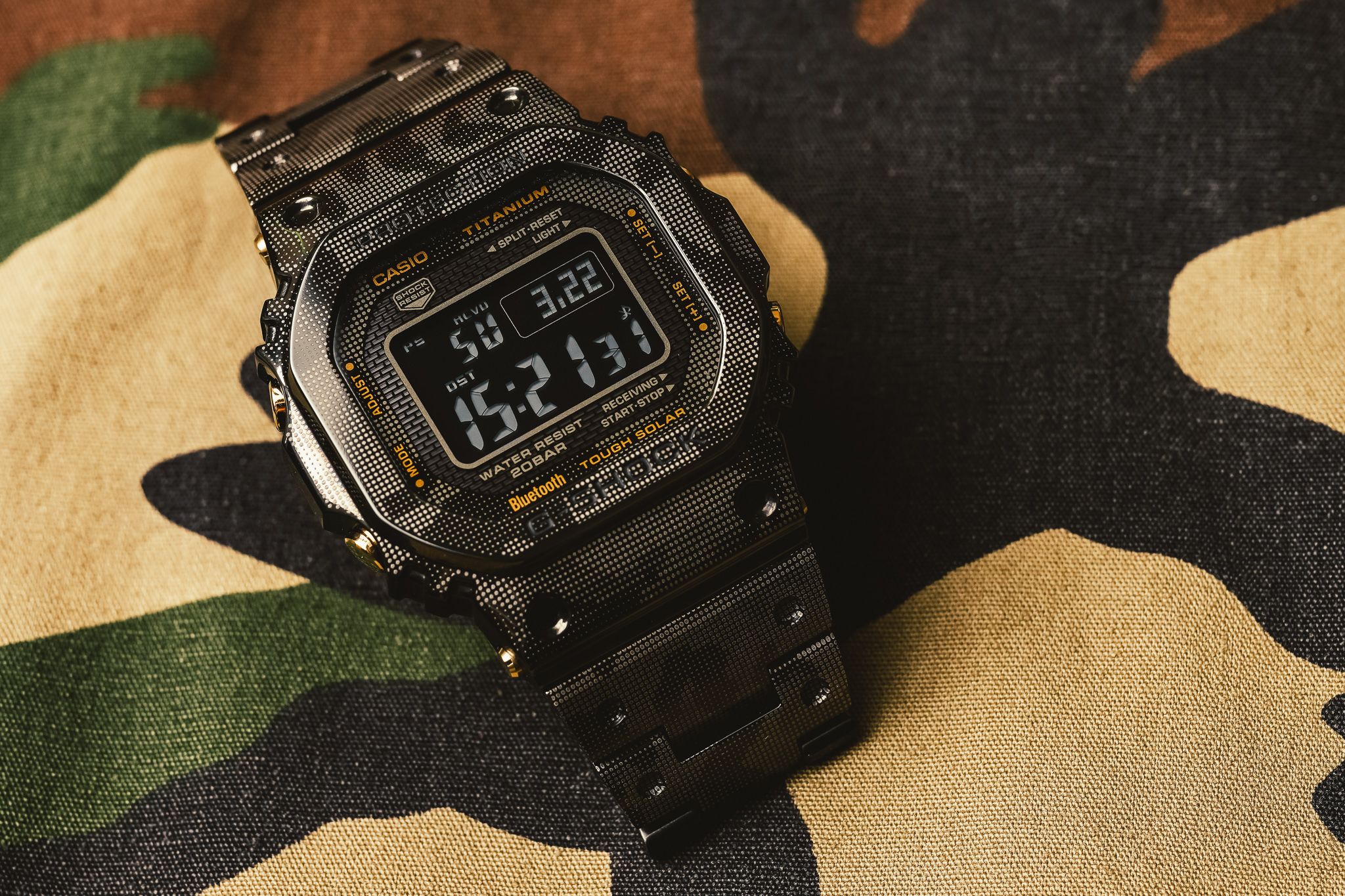 How Not to be Seen: A Primer on Camouflage with the Casio G-Shock GMW-B5000CM Hands-On 