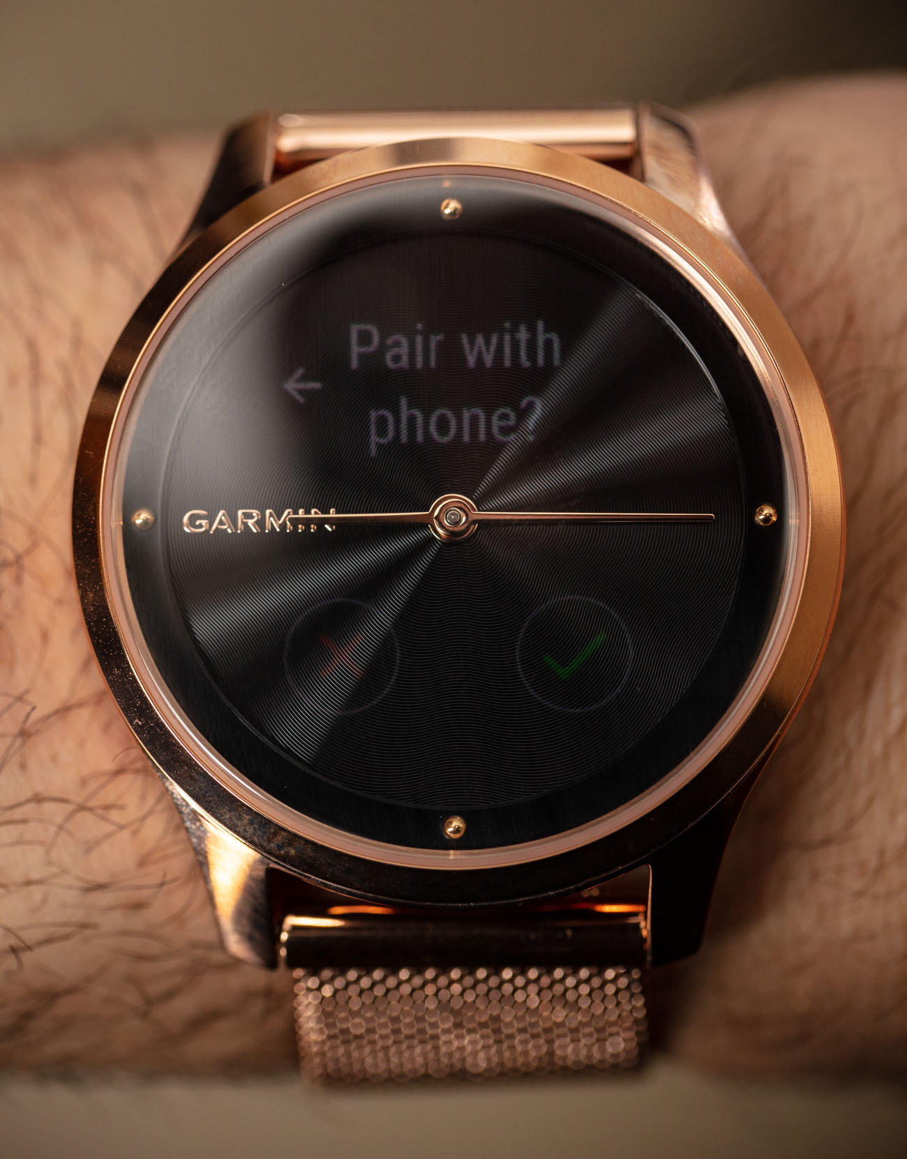 Garmin Vivomove Luxe Analog/Digital Dial Smartwatch Review Wrist Time Reviews 