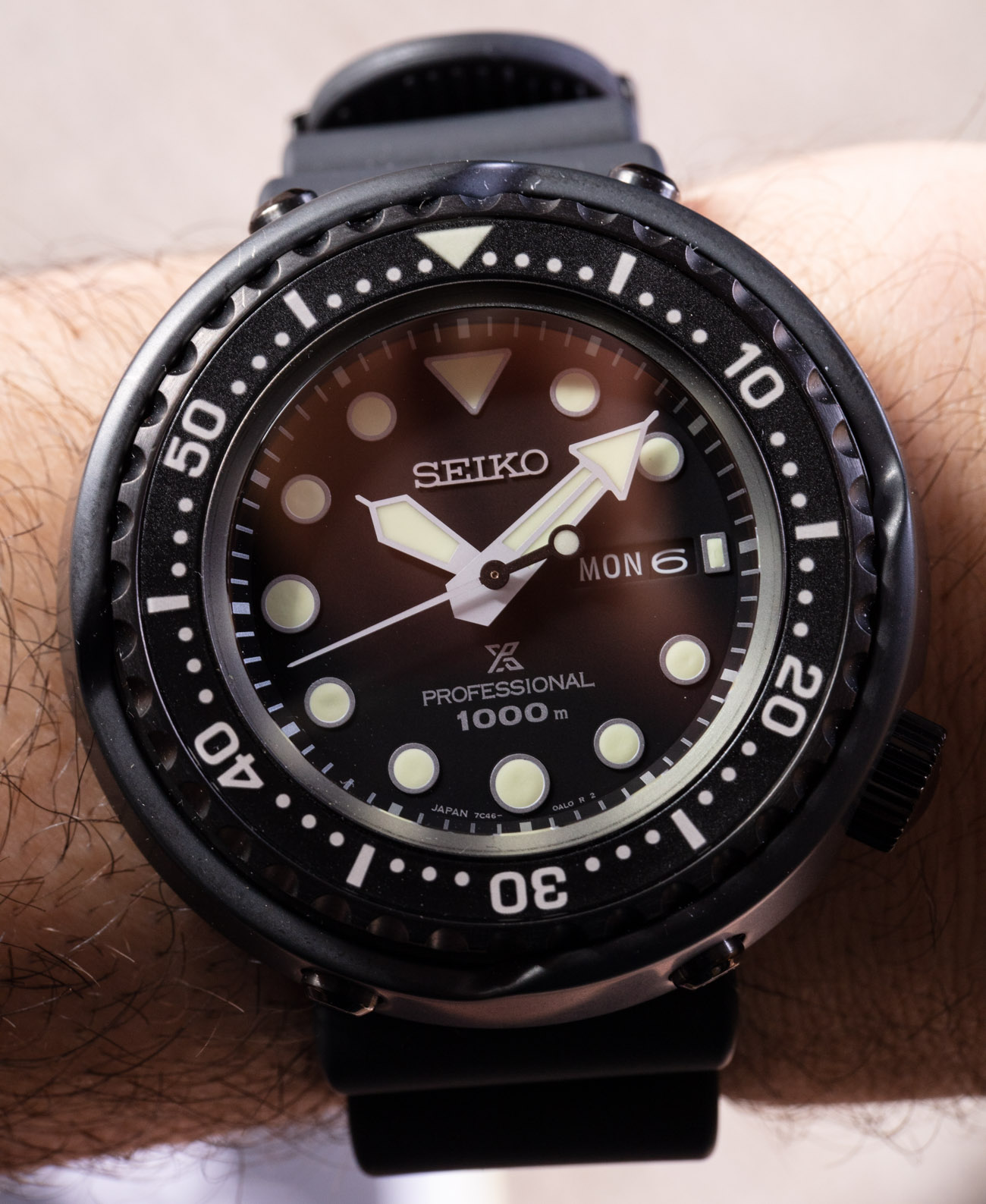 Hands-On: Seiko Prospex S23631 Watch Is Ode To Original 1970s Tuna Diver Hands-On 