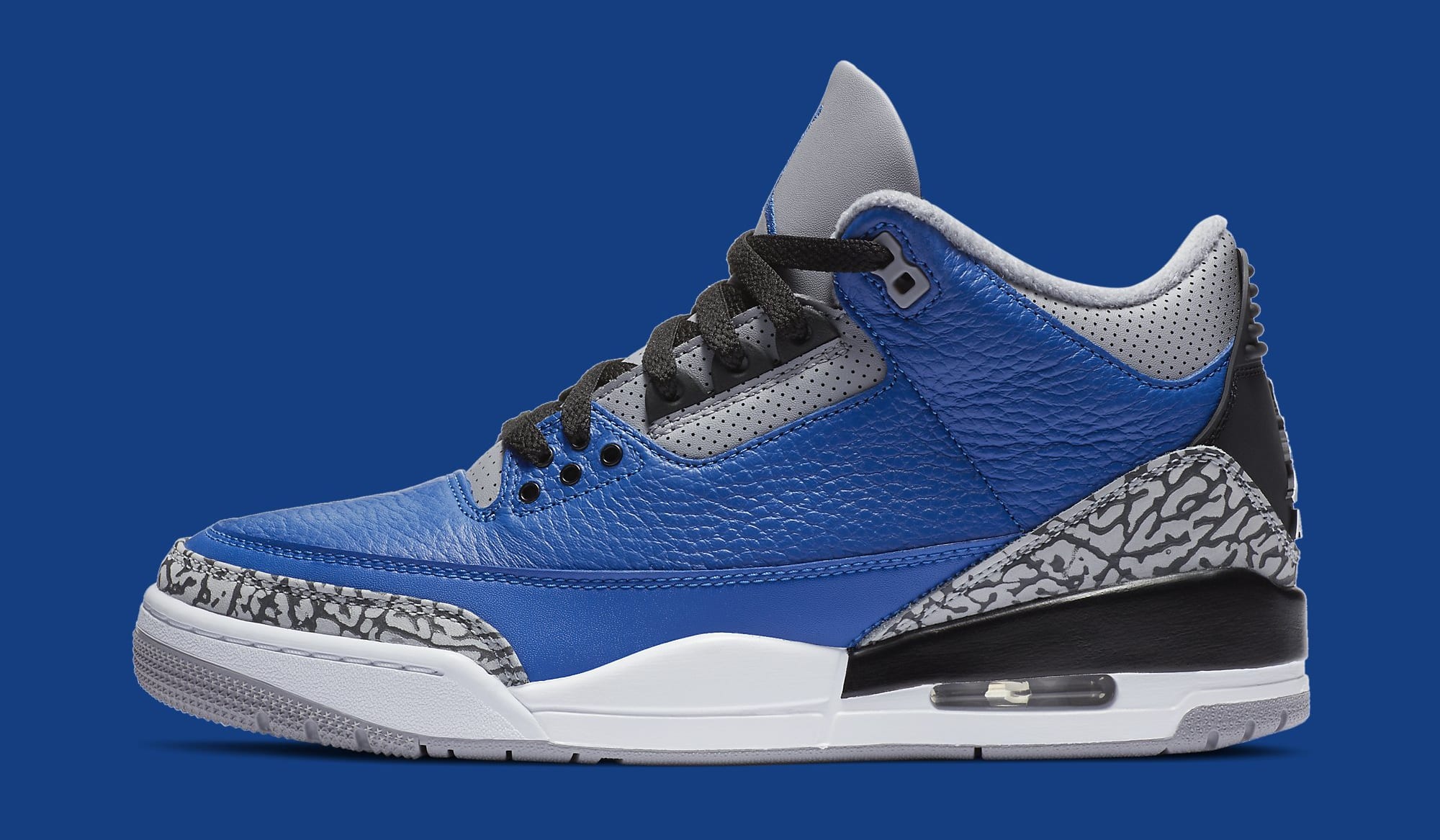 Air Jordan 3 III Retro 'Varsity Royal' CT8532-400 Lateral