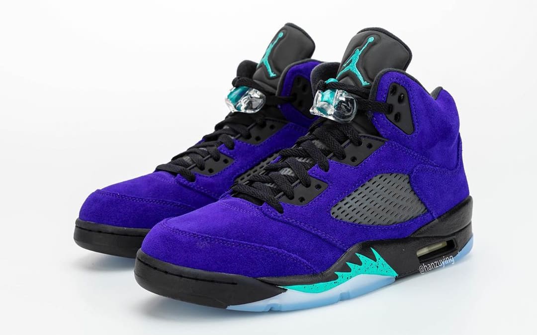 Air Jordan 5 Retro 'Alternate Grape' 136027-500 Pair