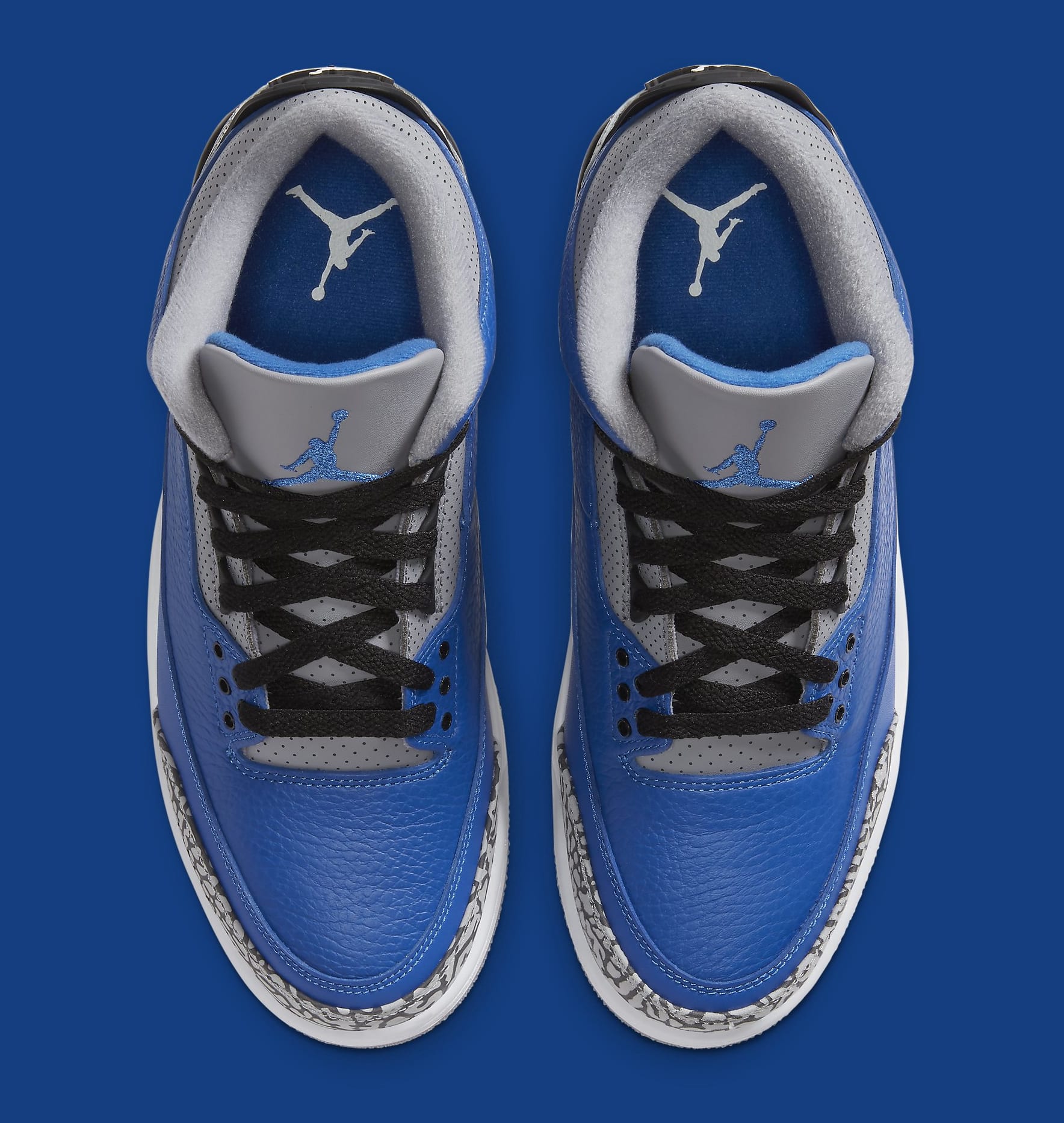 Air Jordan 3 III Retro 'Varsity Royal' CT8532-400 Top