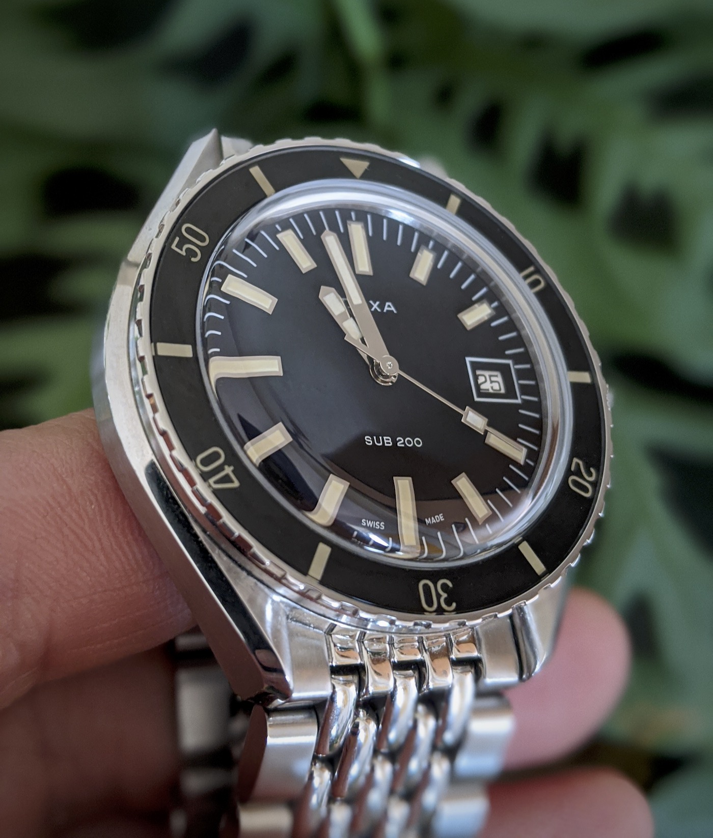 Watch Review: Doxa Sub 200 Wrist Time Reviews 