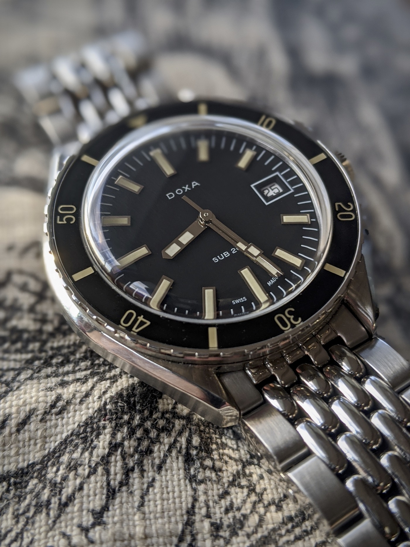 Watch Review: Doxa Sub 200 Wrist Time Reviews 