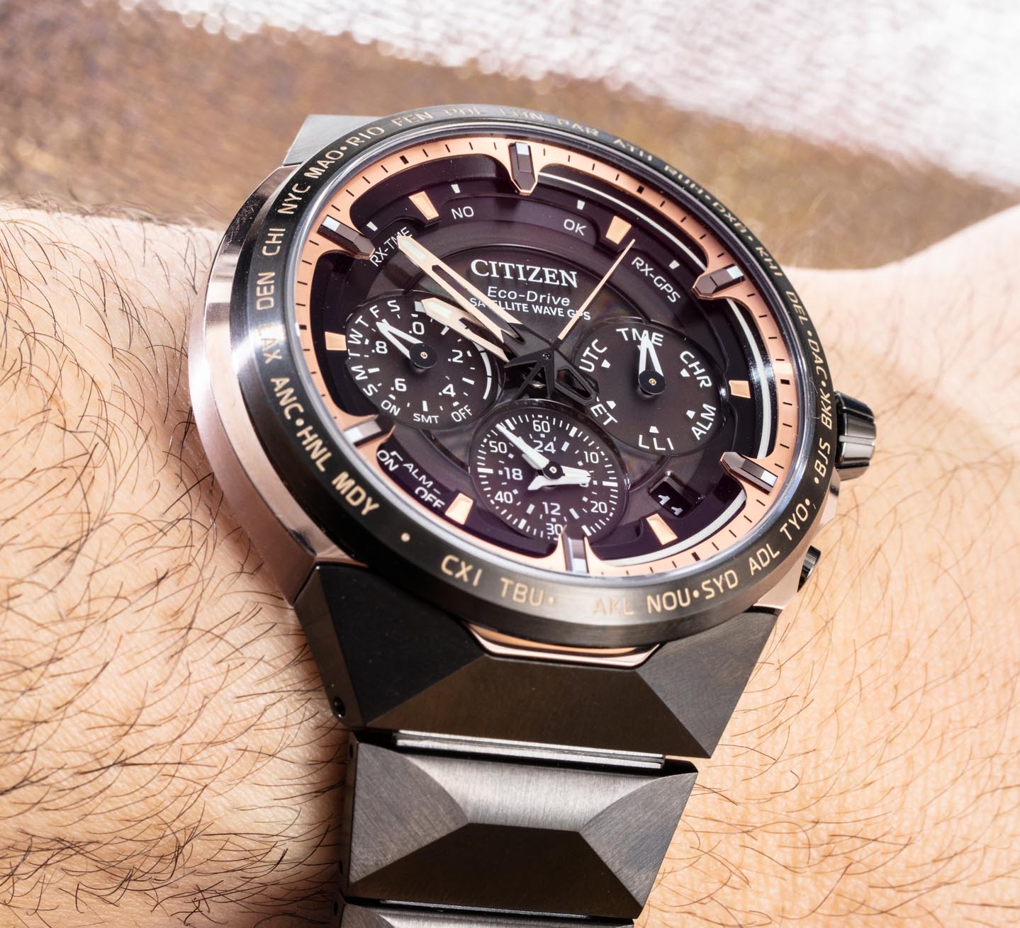 Hands-On: Citizen Titanium Technology 50th Anniversary Satellite Wave GPS F950 Watch Citizen Hands-On 